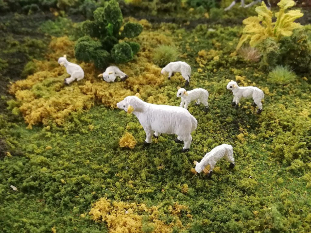 Schafe mit Lämmern 1:32