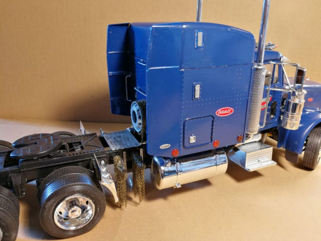 Truck Italeri Peterbilt 378 1:24