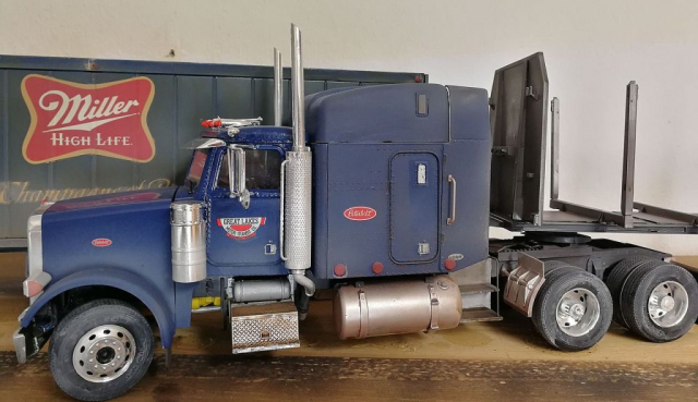 Truck Italeri Peterbilt 378 1:24, etwas gealtert